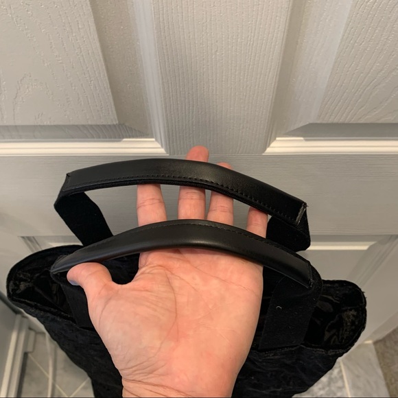 NWT Victoria's Secret Black Crushed Velvet Tote Bag - Picture 5 of 7